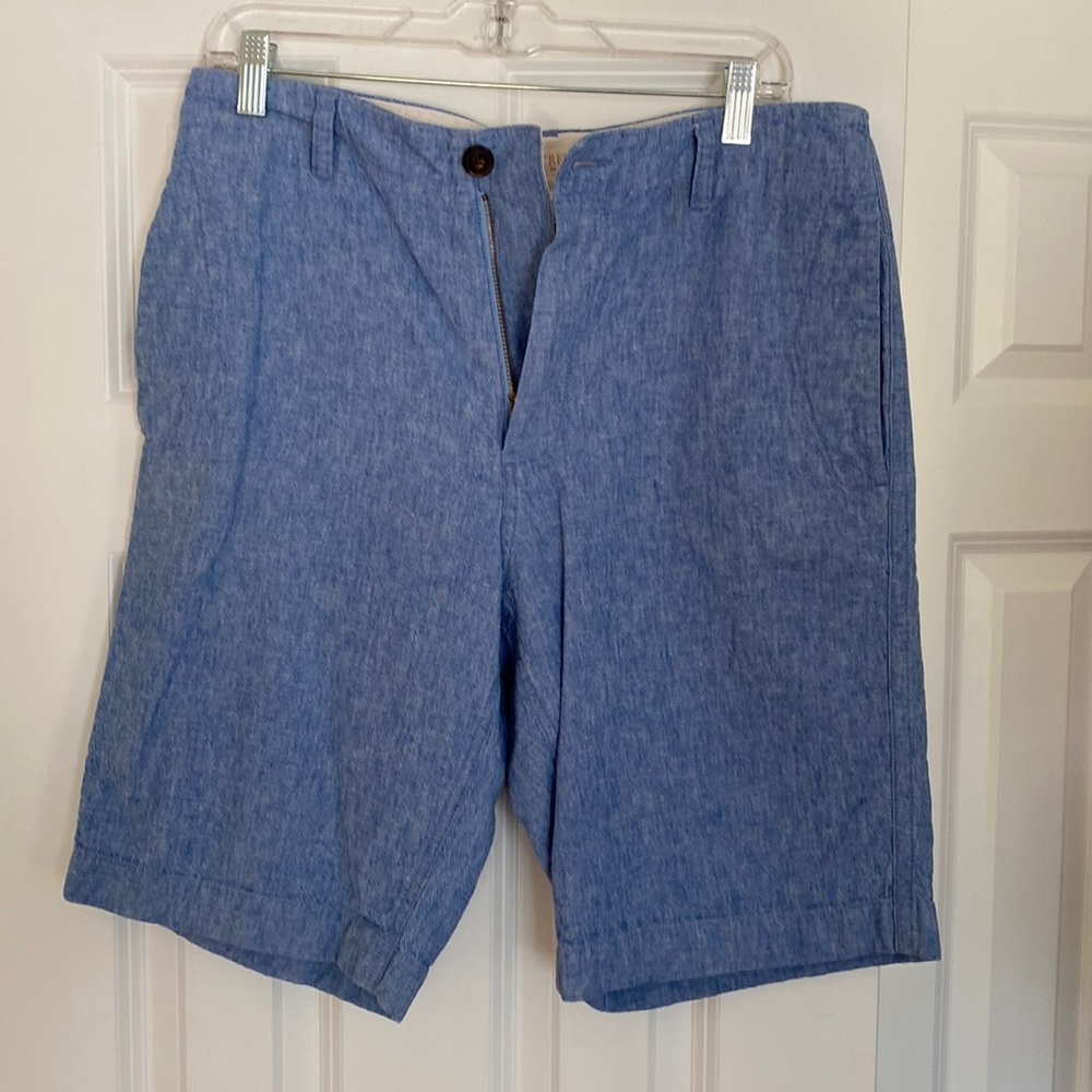 J Crew linen/cotton blend Mens blue shorts, size 32